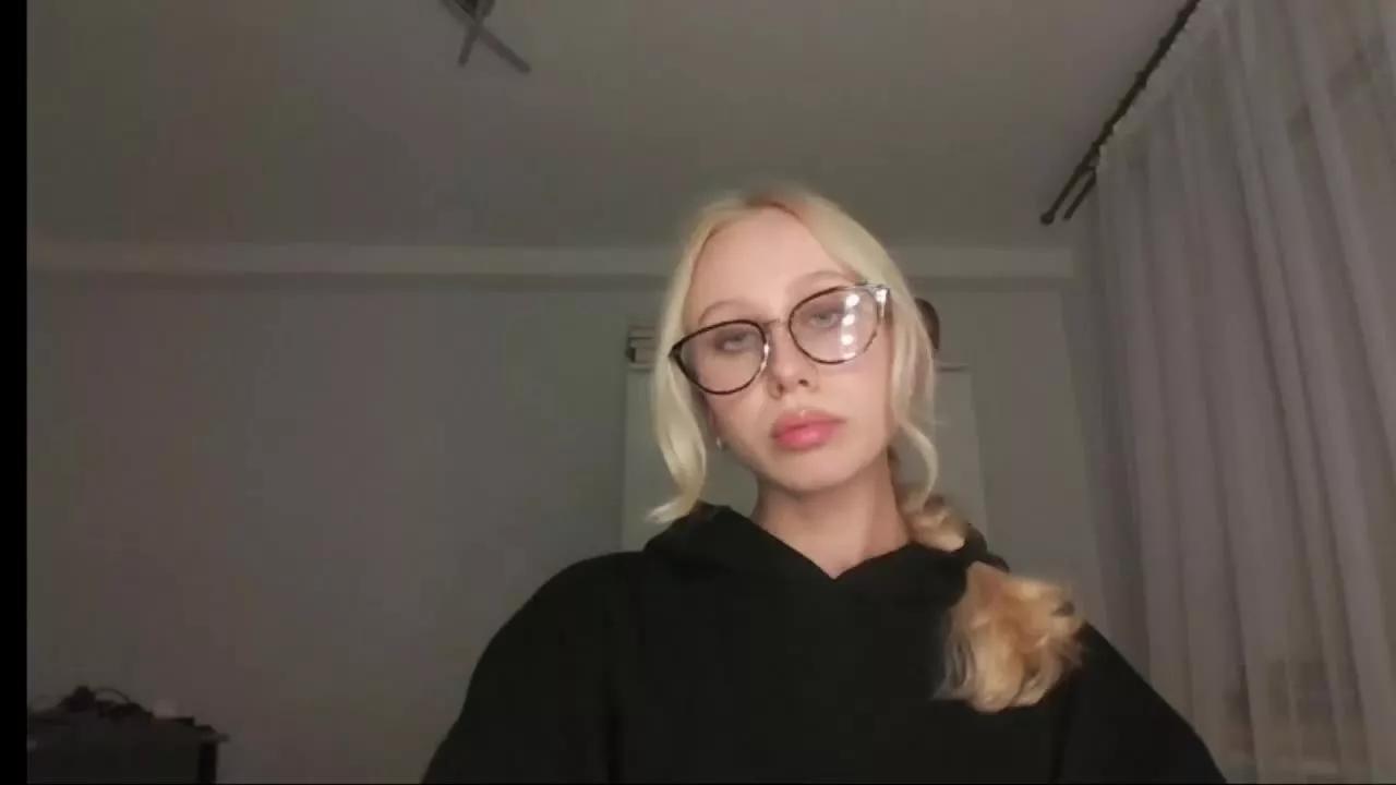AnyaBlonde from Streamray