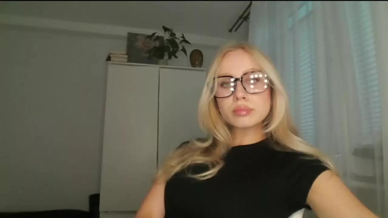 AnyaBlonde from Streamray