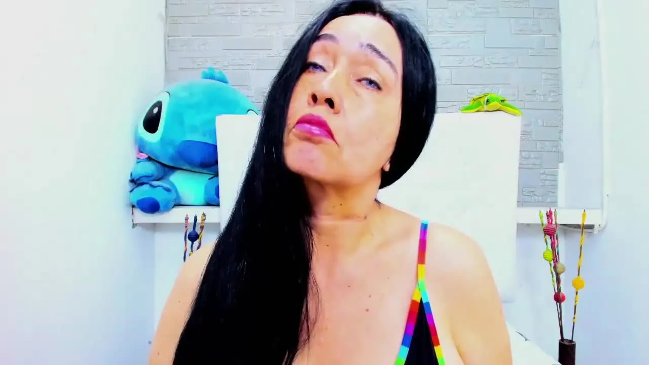 Offline AshleyCutee4 on Streamray