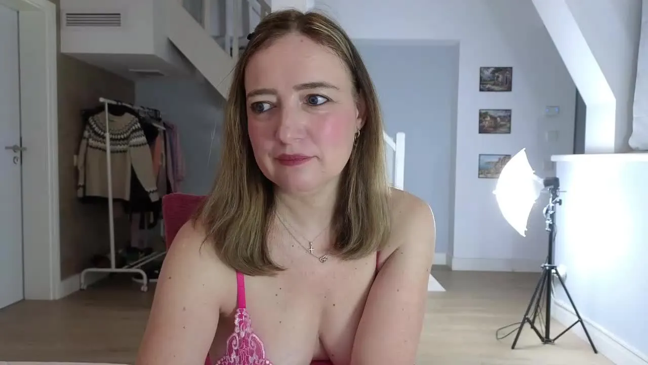 Offline Blue_Angel_Sweet on Streamray