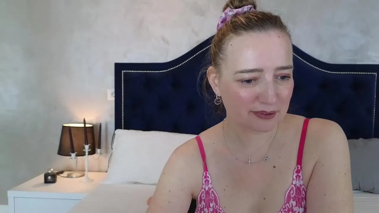 Offline Blue_Angel_Sweet on Streamray