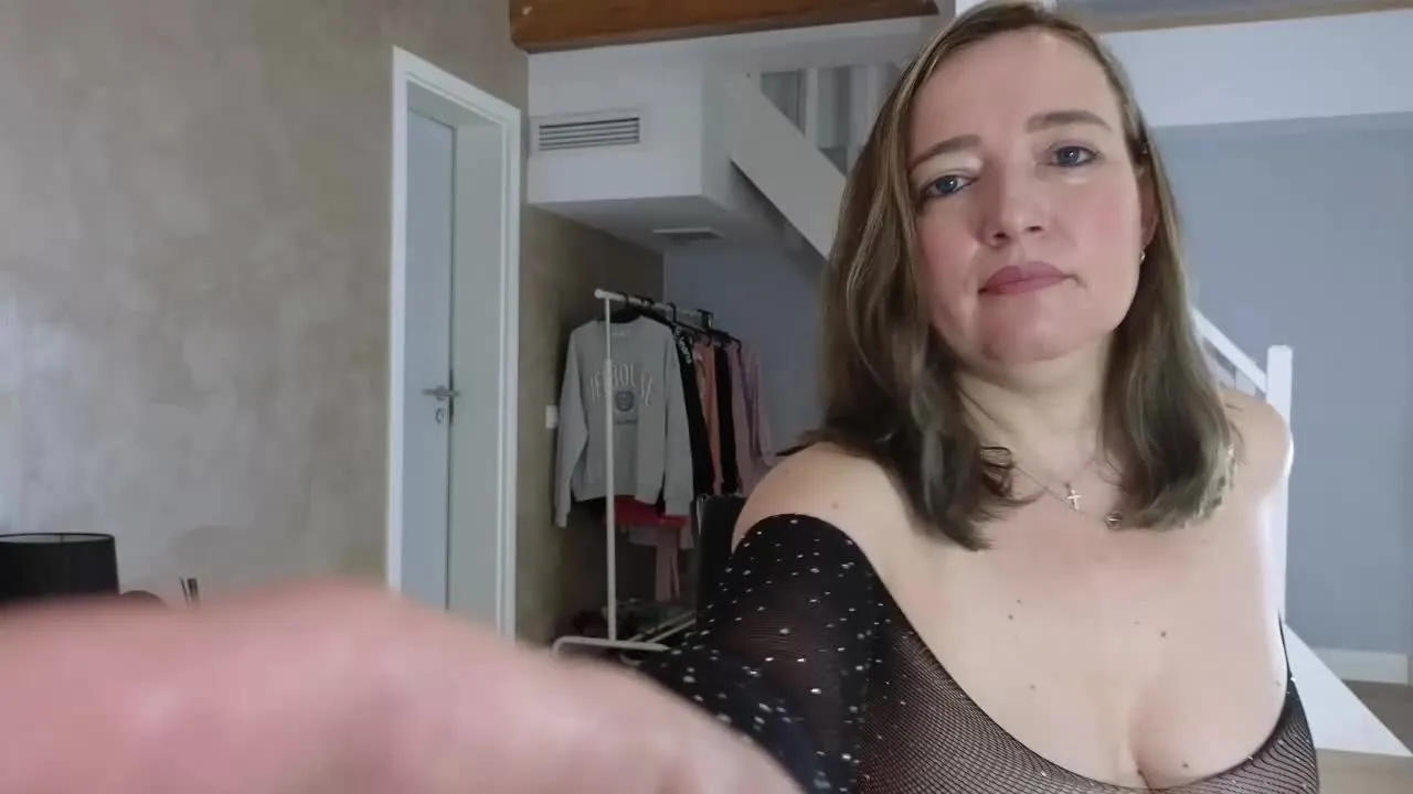 Offline Blue_Angel_Sweet on Streamray