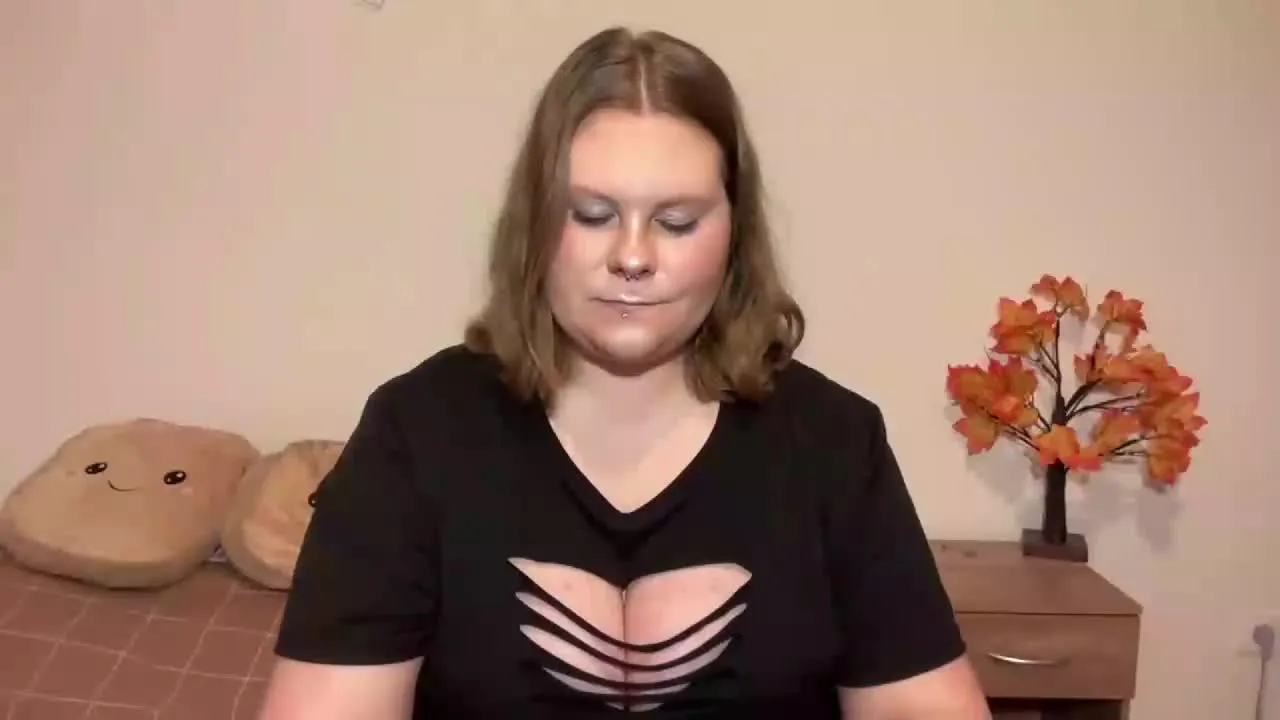 Offline BriannaCute on Streamray