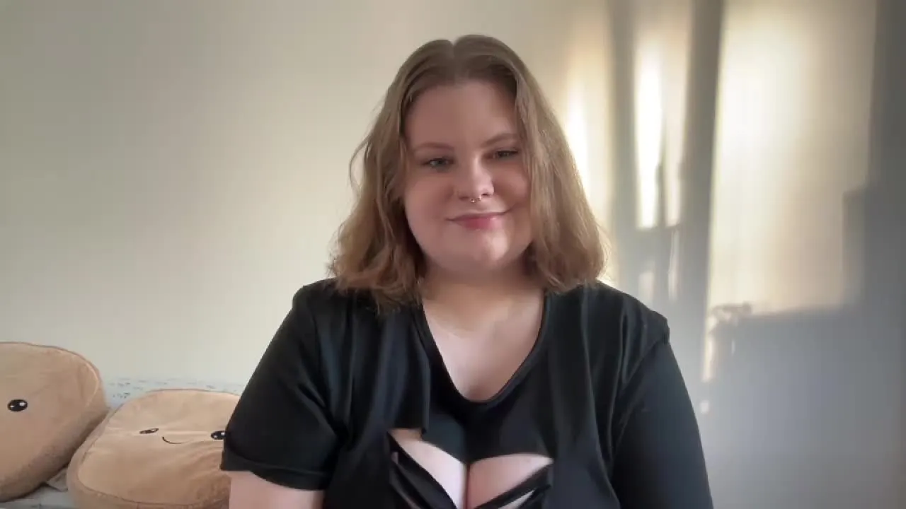 Offline BriannaCute on Streamray