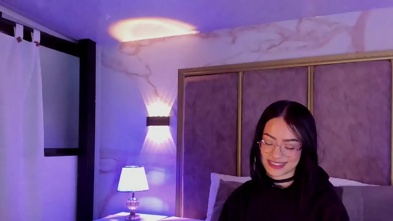 Freechat BrunaSantos on Streamray