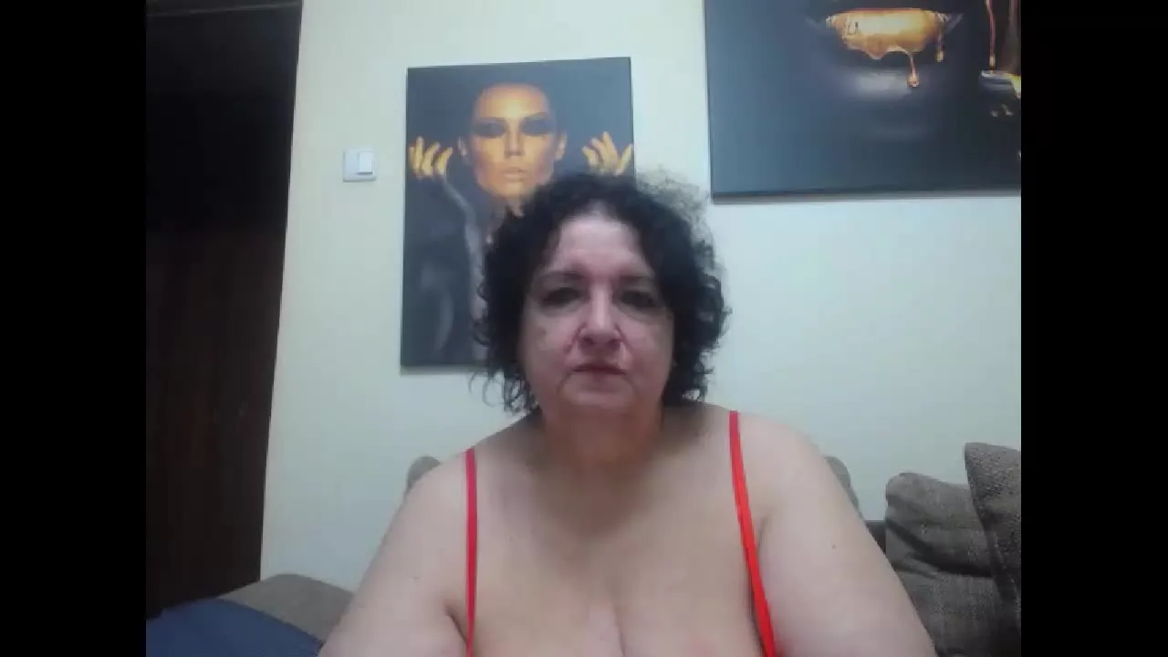 Offline bustykorinne on Streamray