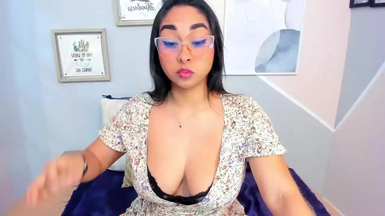 Freechat CarlieCandy on Streamray