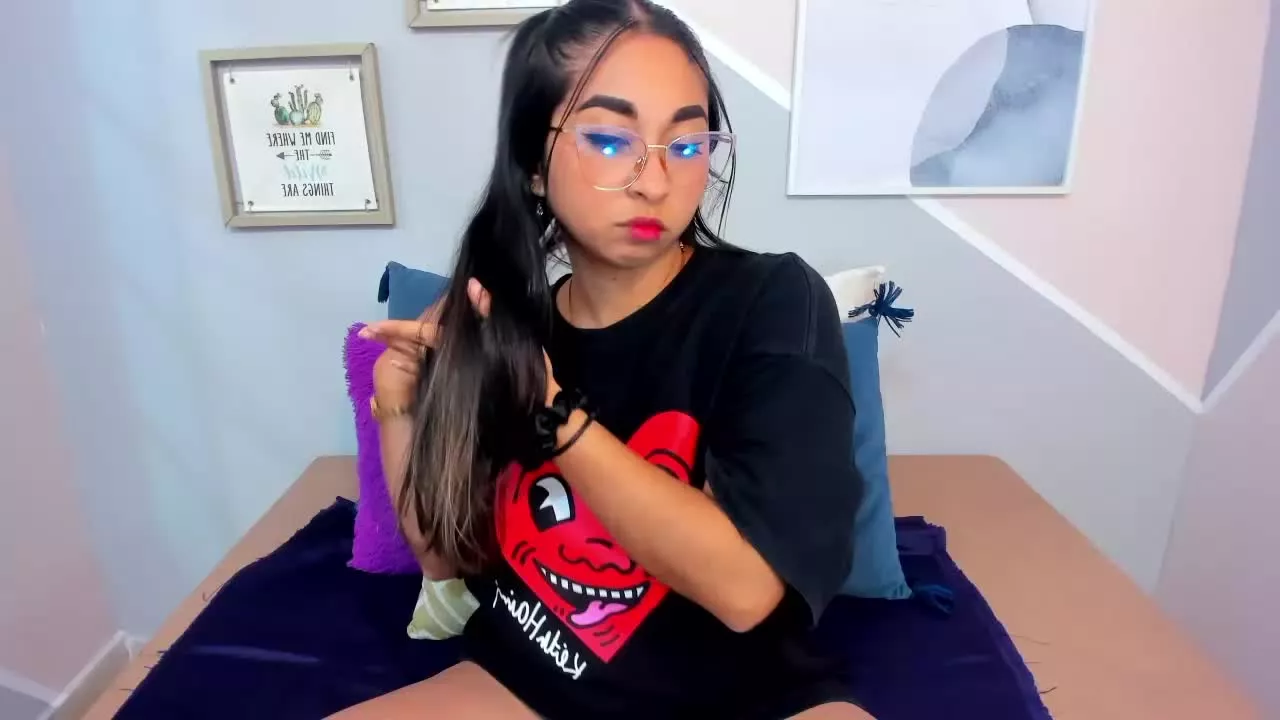 Freechat CarlieCandy on Streamray