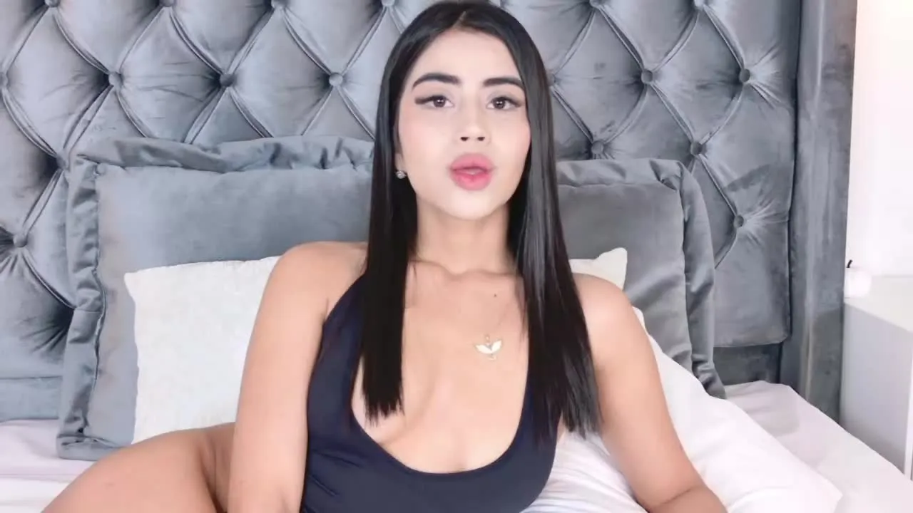 CarolineWilliams's avatar