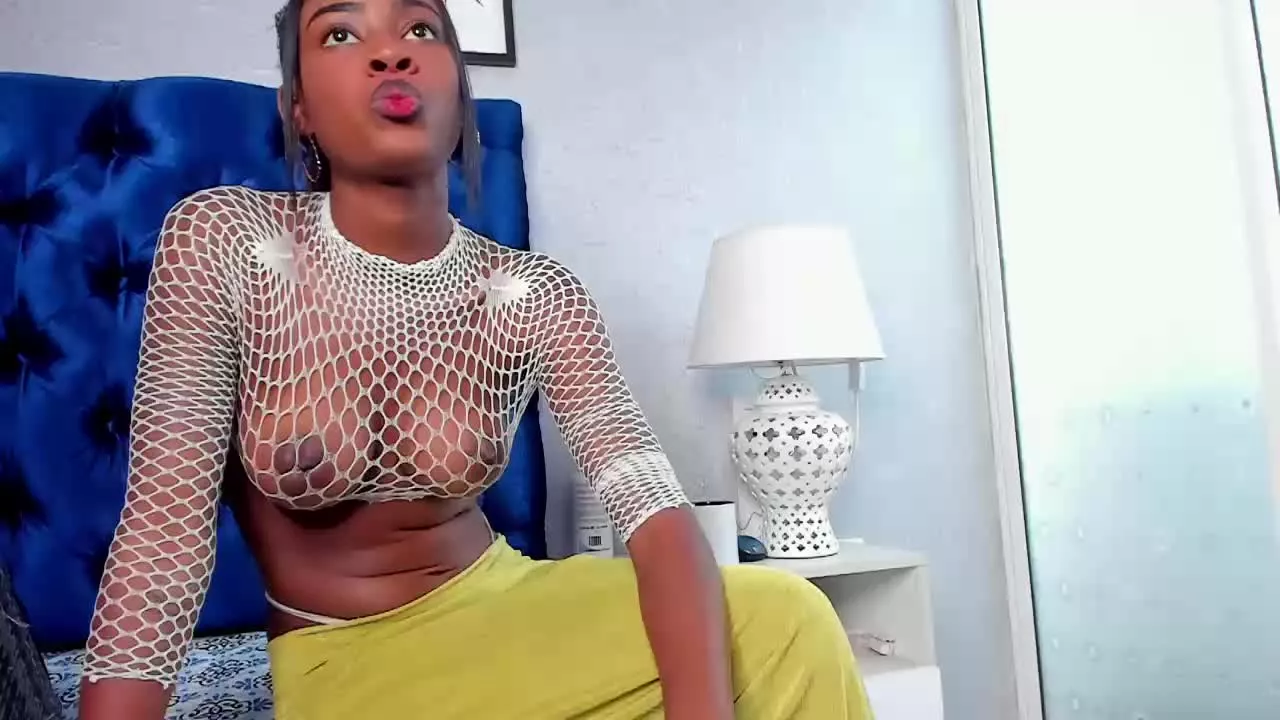 Offline DalilaQueen on Streamray