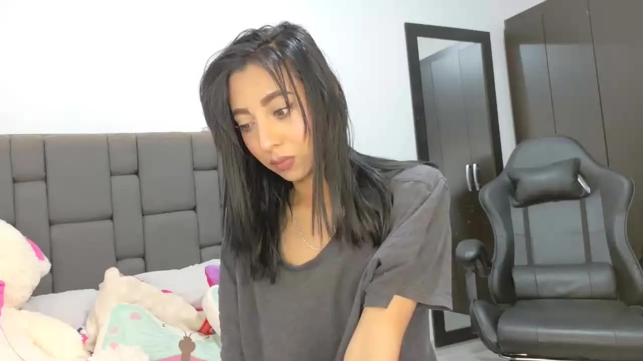 Offline Daphne0 on Streamray