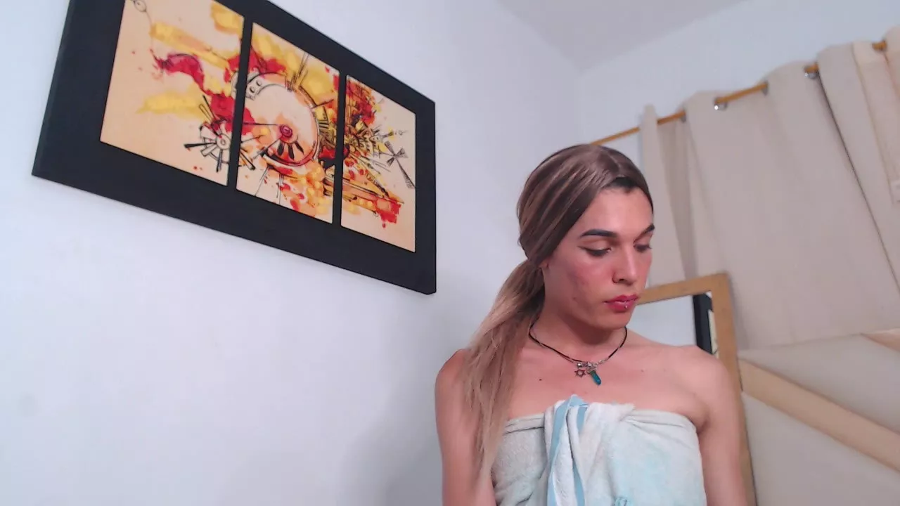 Offline ElyassdickTsTS on Streamray