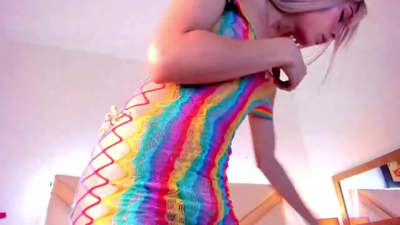 Offline ElyassdickTsTS on Streamray