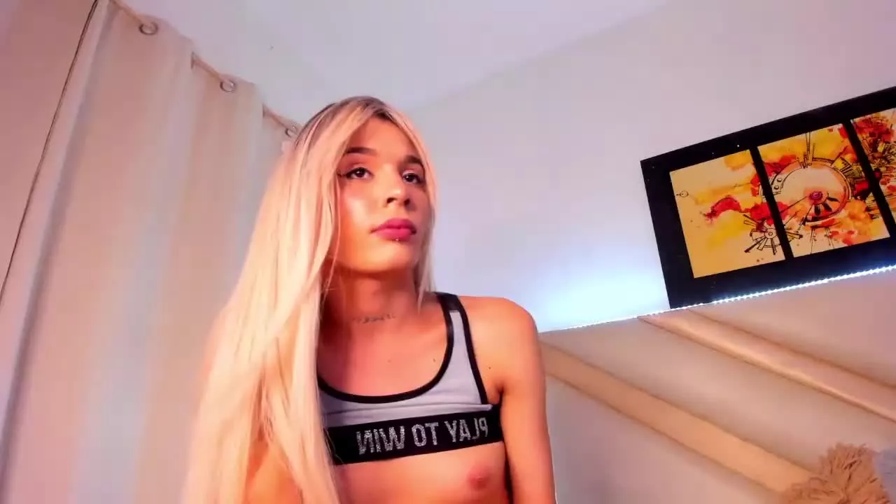 Offline ElyassdickTsTS on Streamray