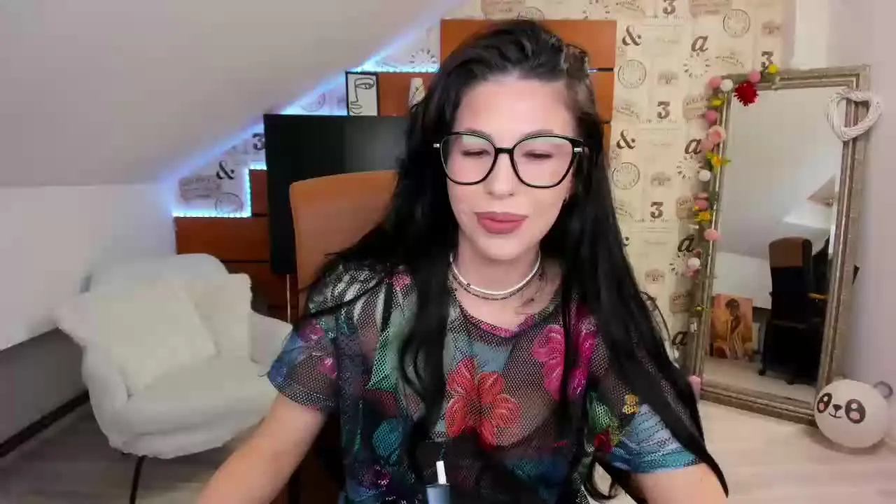 Group Emilly_Taylor on Streamray