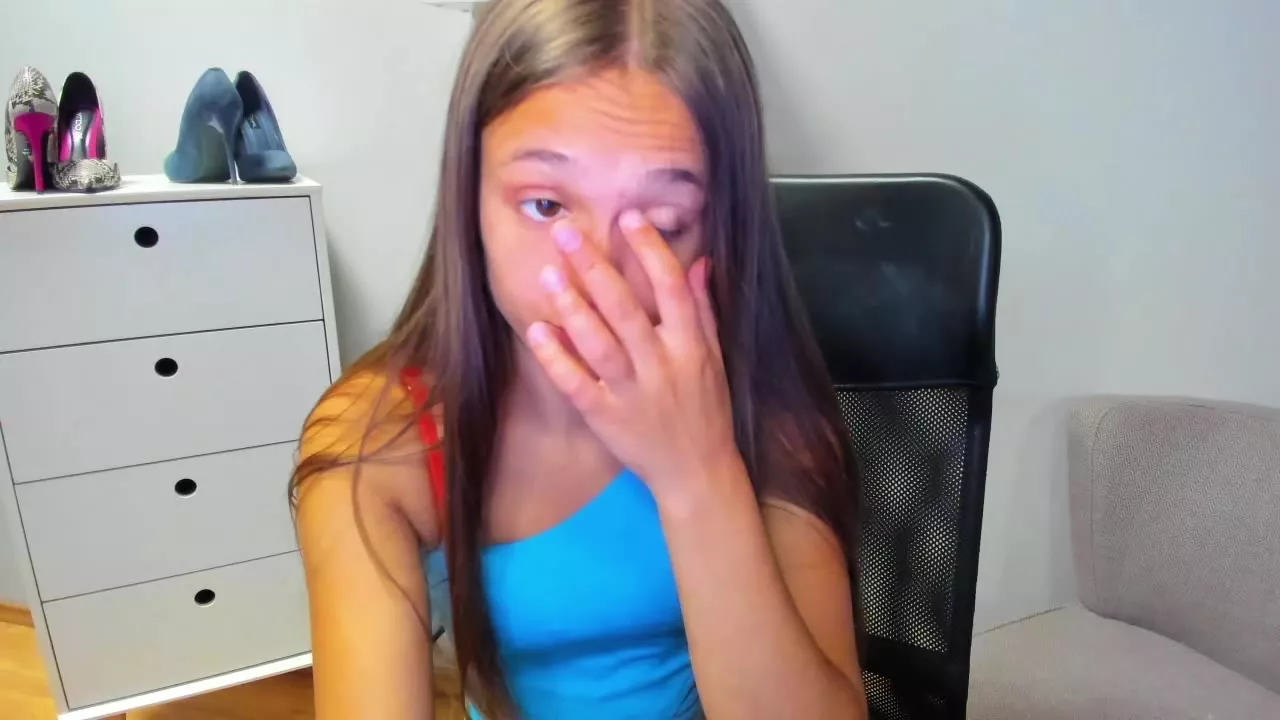 Offline emily_dream on Streamray