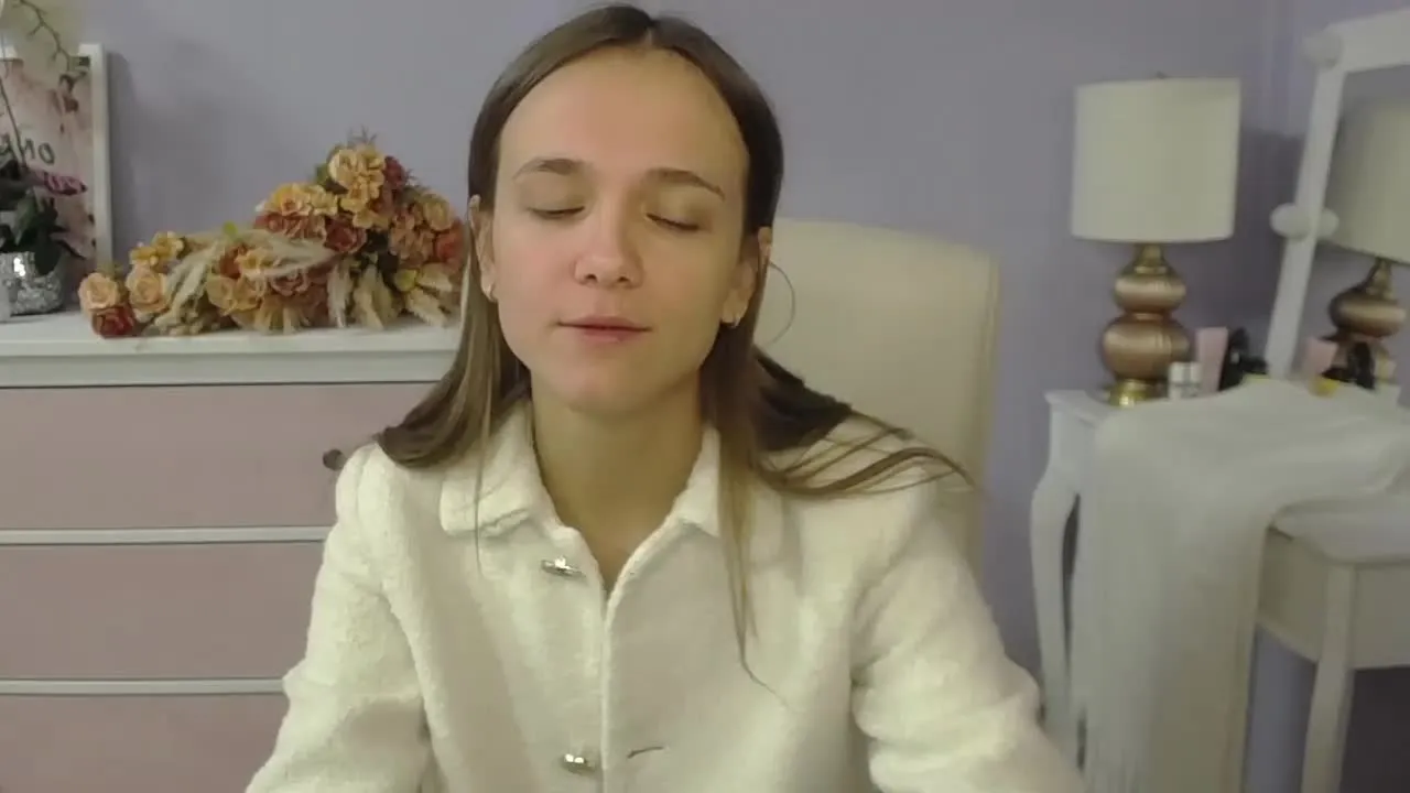 Offline emily_dream on Streamray