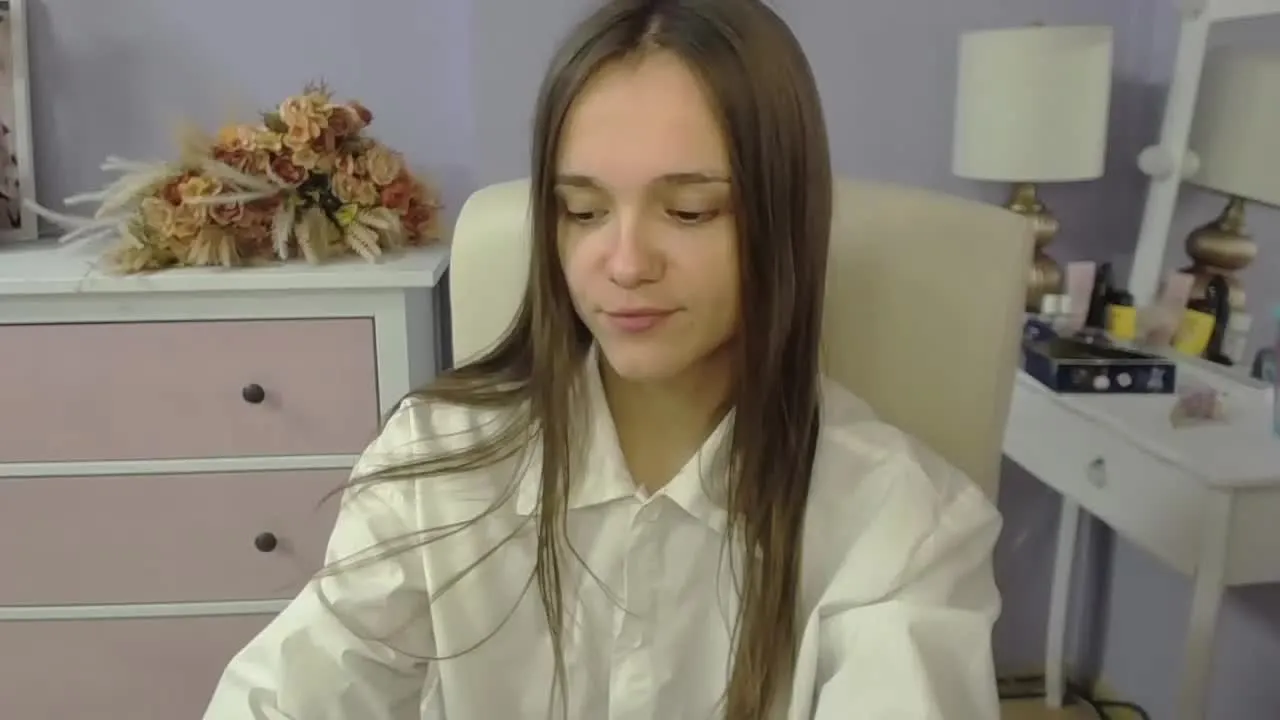 Offline emily_dream on Streamray