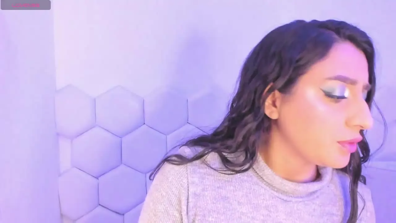 Offline EmilyHarpper on Streamray