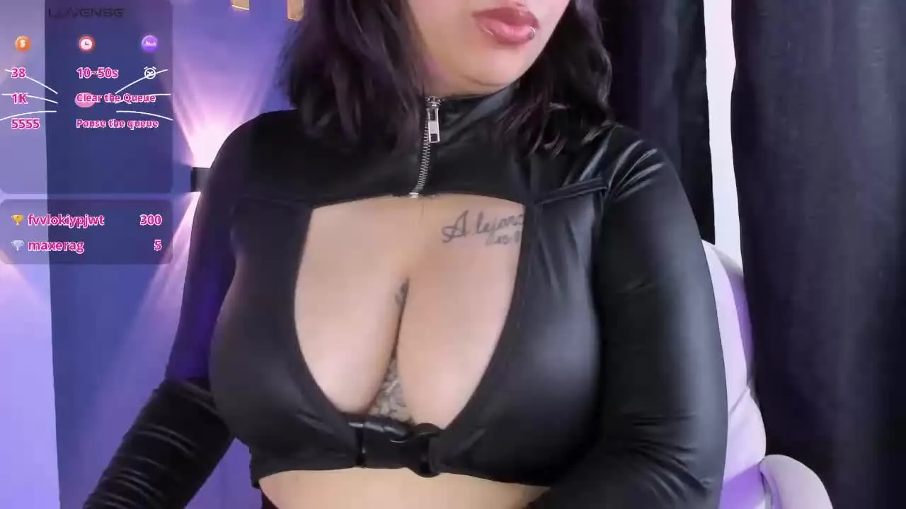 EmilySantos — Freechat on Streamray