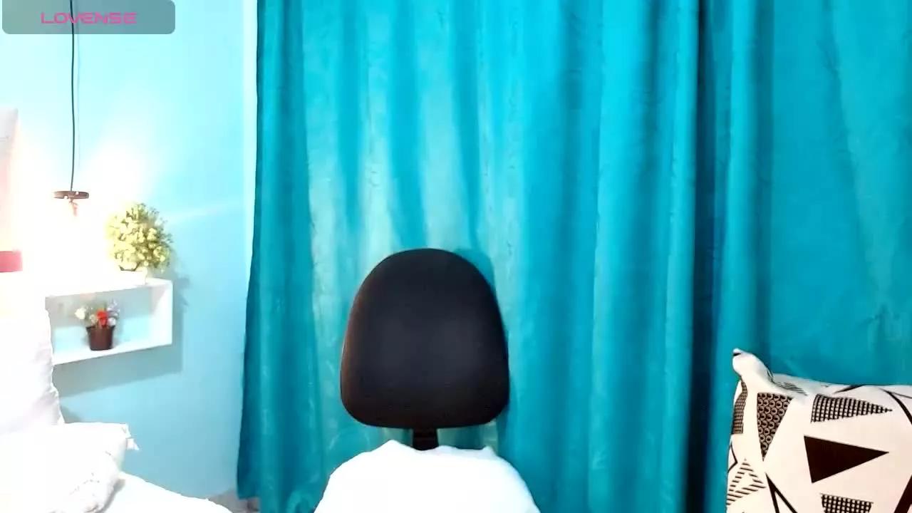 FOXX_CLOEE from Streamray