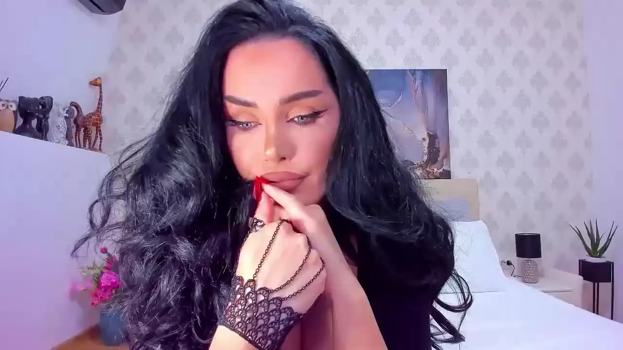 Offline FrancescaHarris on Streamray