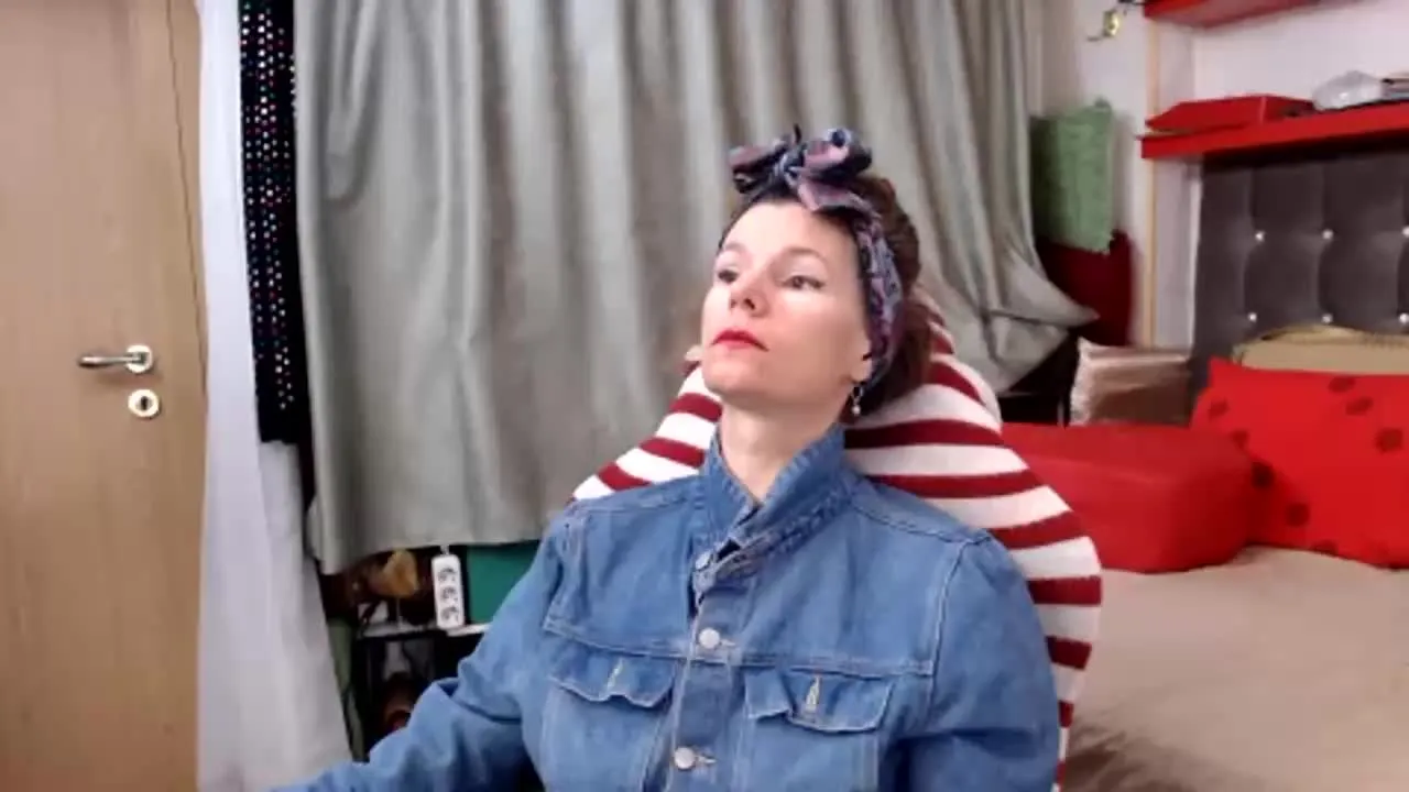 Freechat Gilia8 on Streamray