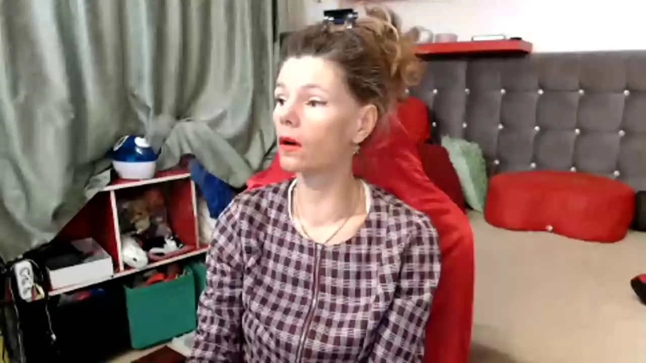 Freechat Gilia8 on Streamray