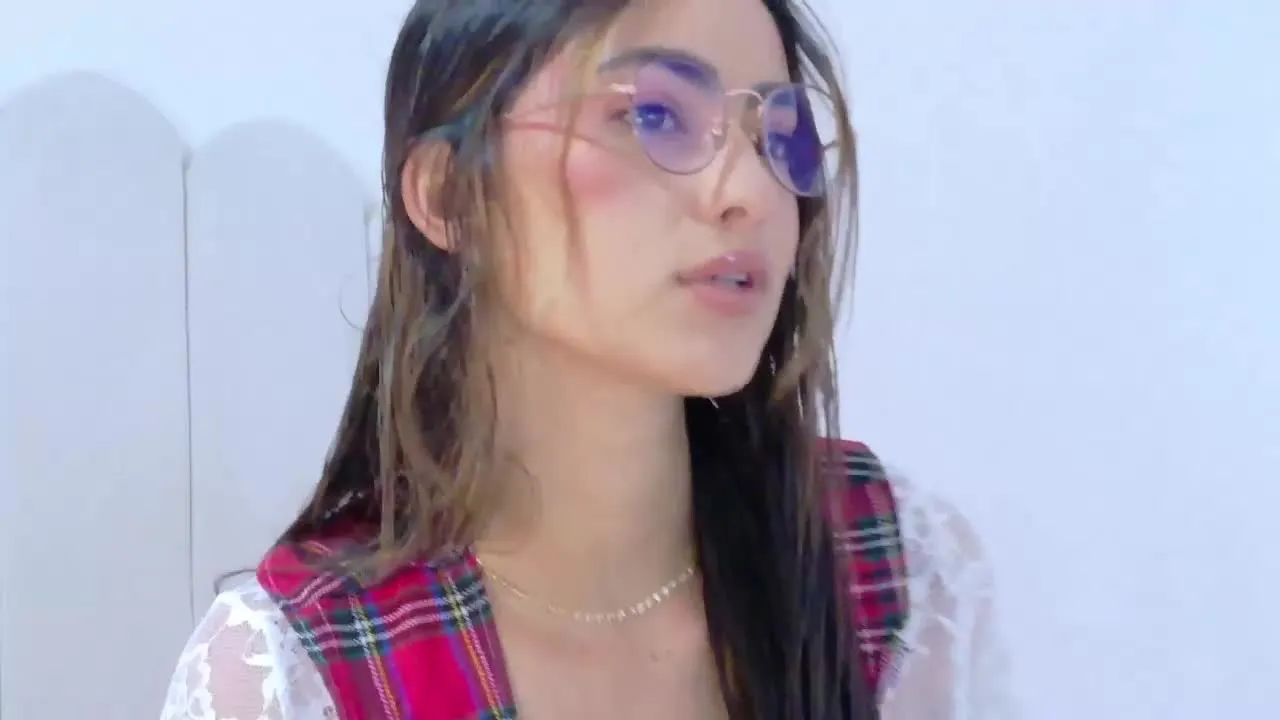 HannaConnor — Freechat on Streamray