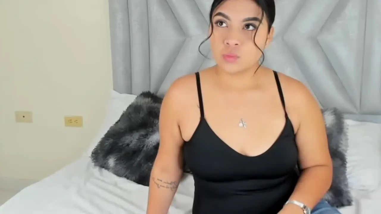 Offline JulietteDupontt on Streamray