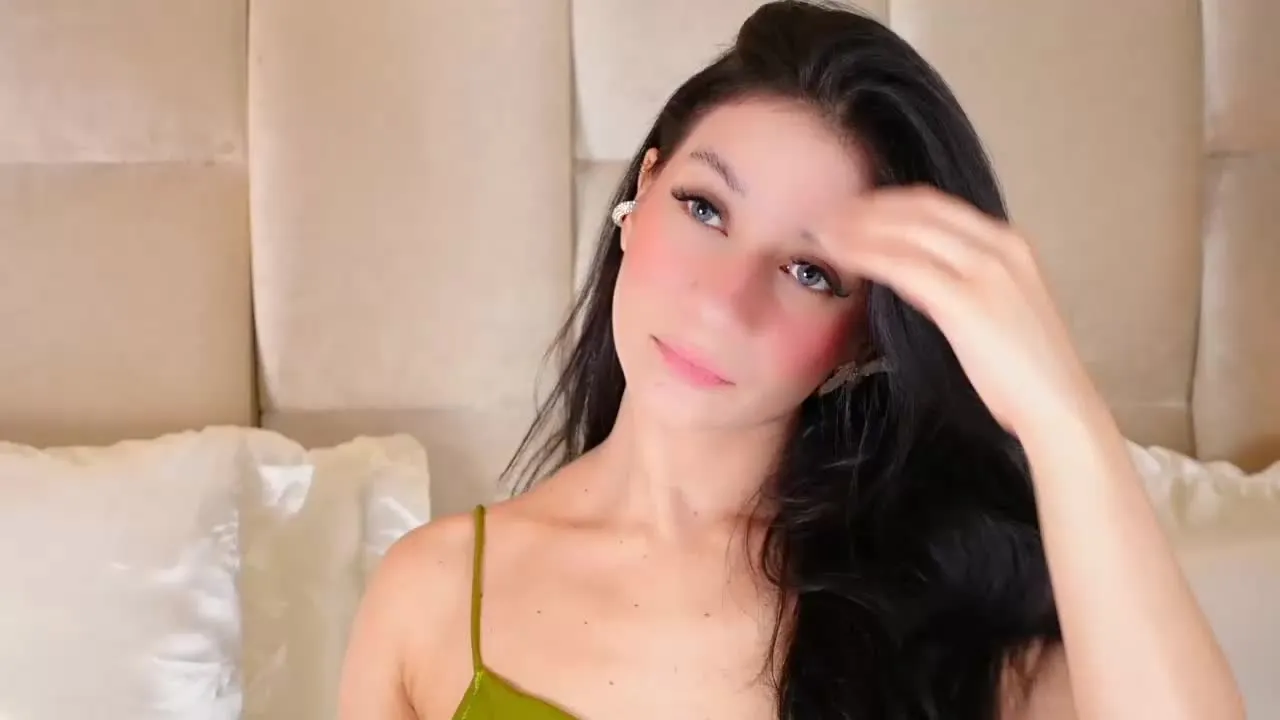 Offline KiraKayleigh on Streamray