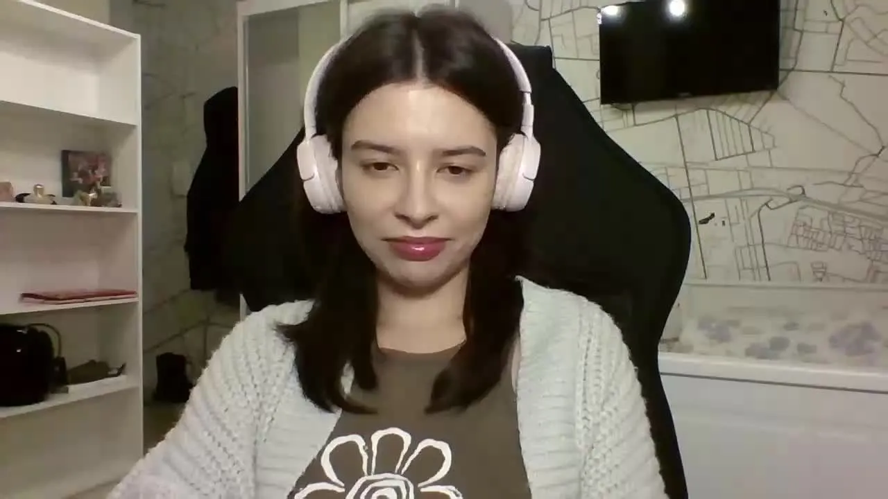 Offline LariceTasty on Streamray