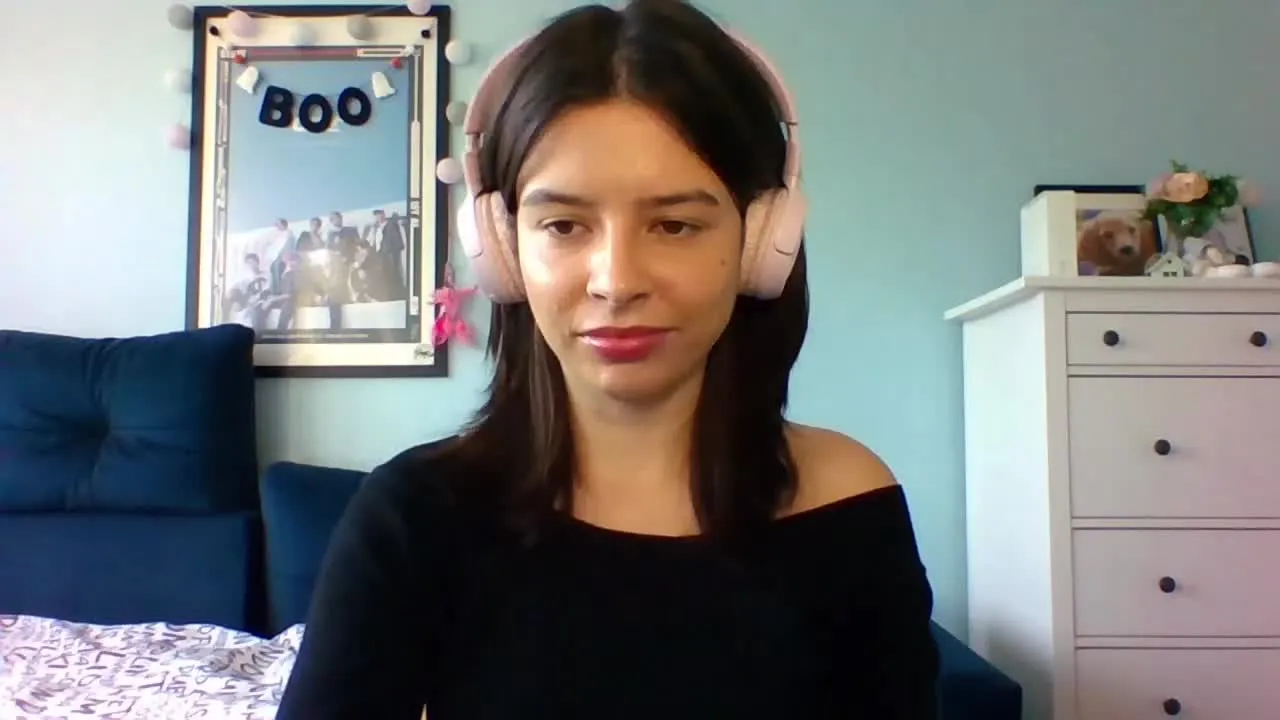 Offline LariceTasty on Streamray