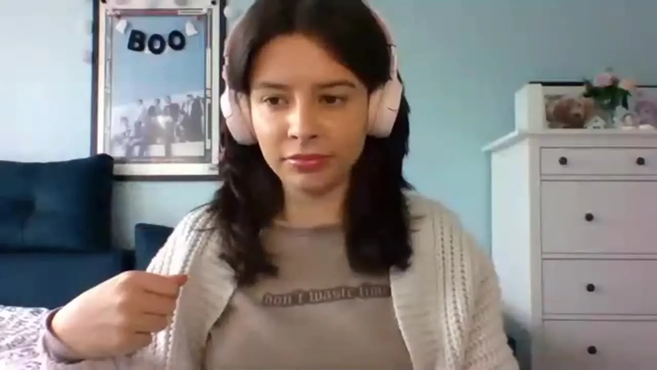 Offline LariceTasty on Streamray