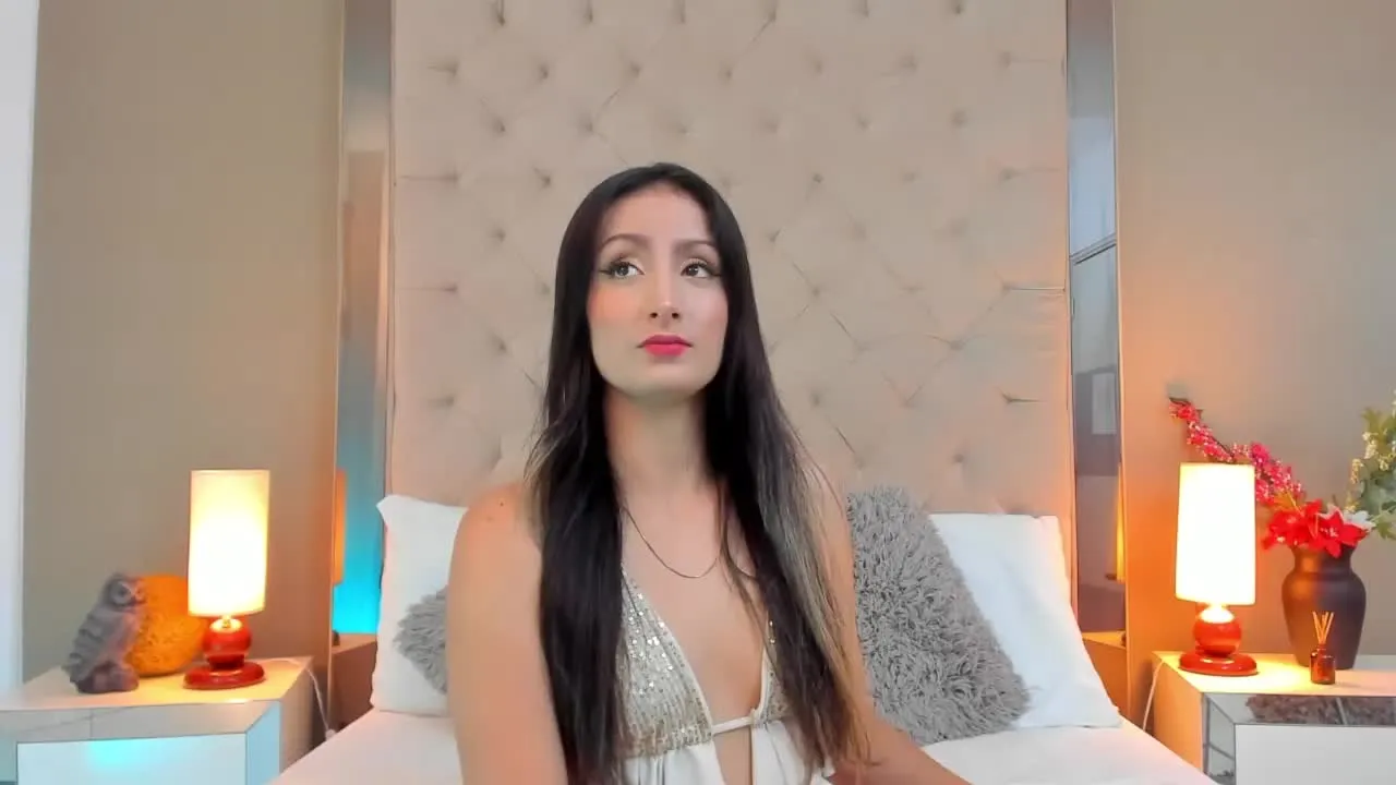 Offline LexyBenett on Streamray