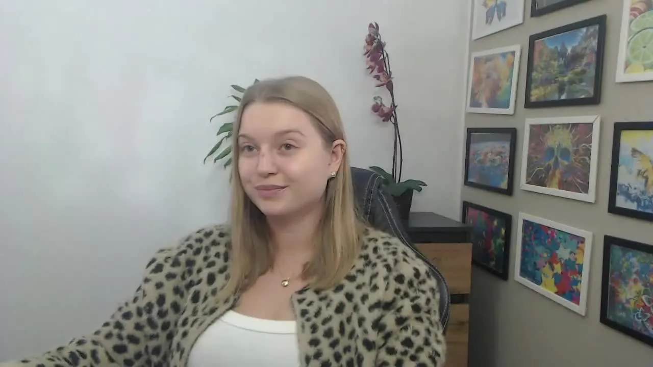 littleERICA on Streamray 