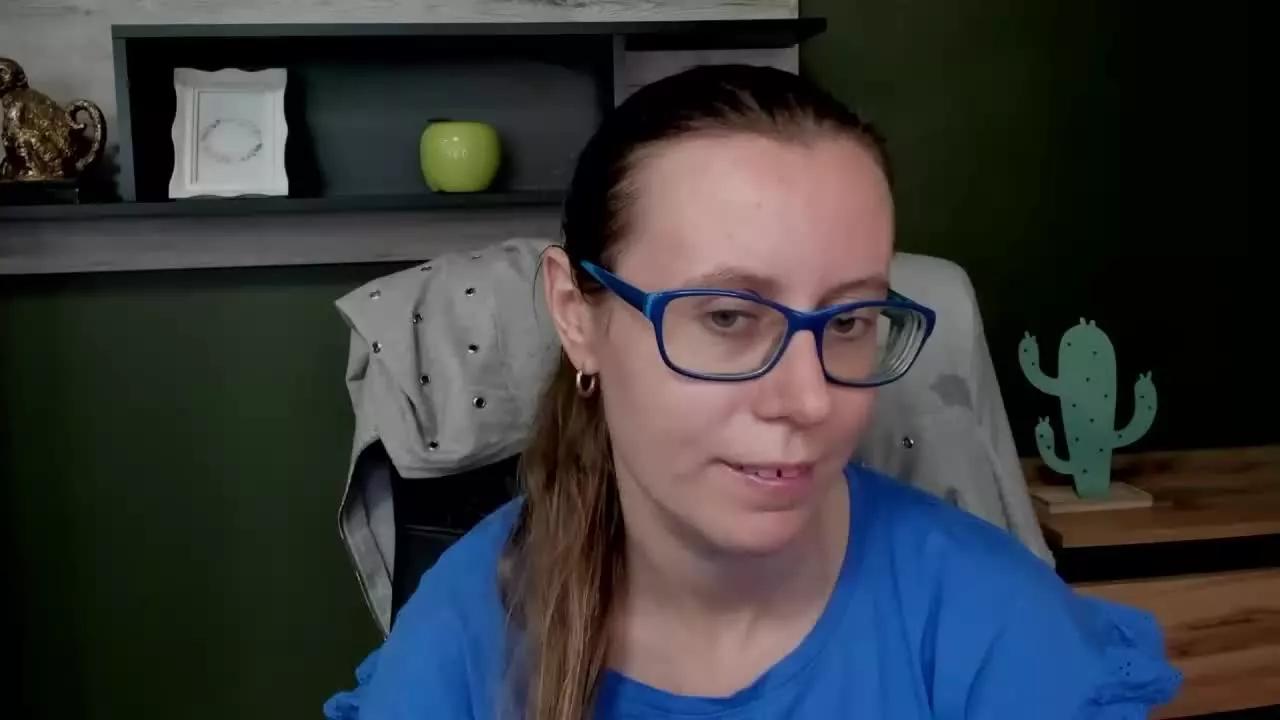 LizzySparkle from Streamray