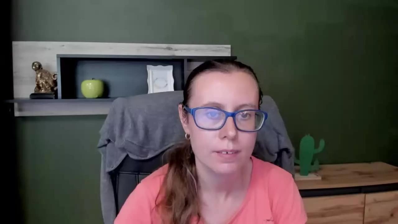 LizzySparkle from Streamray