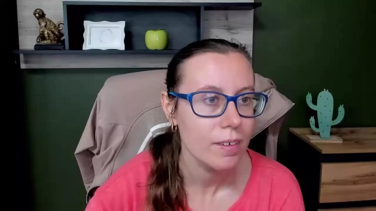 LizzySparkle from Streamray