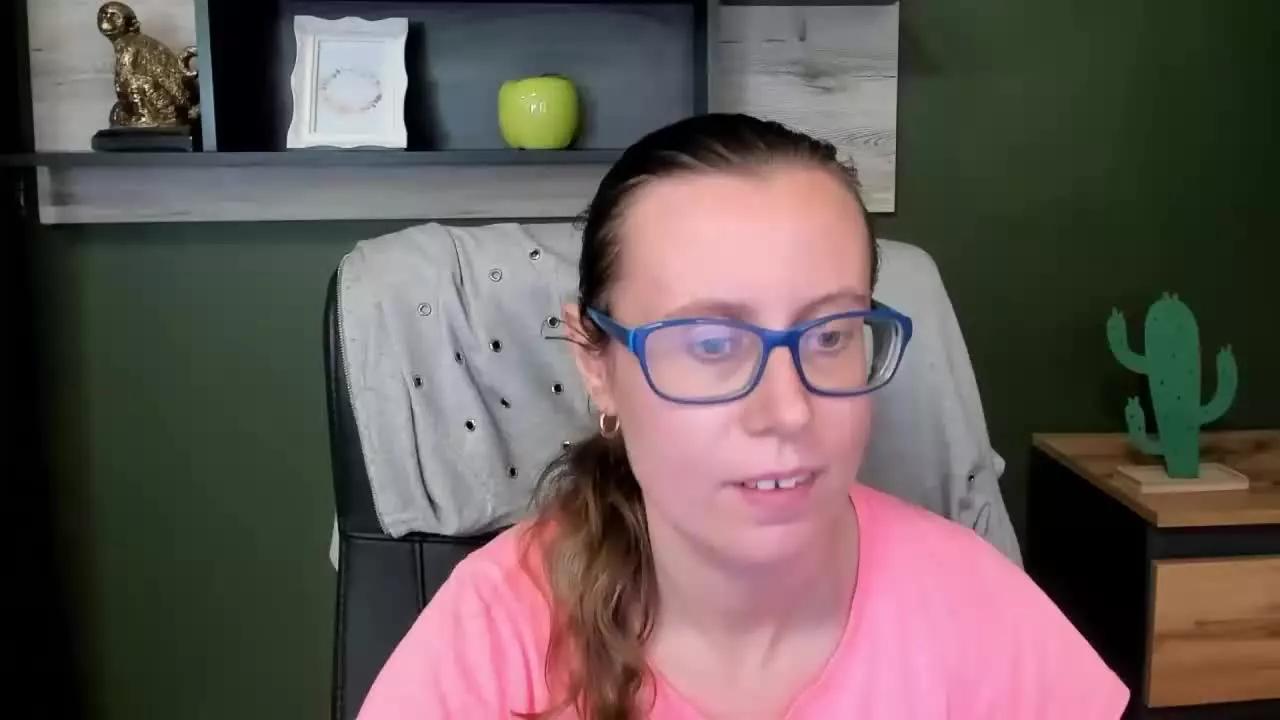 LizzySparkle from Streamray
