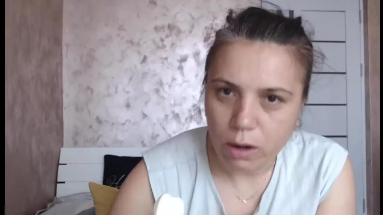 LorraGrey from Streamray