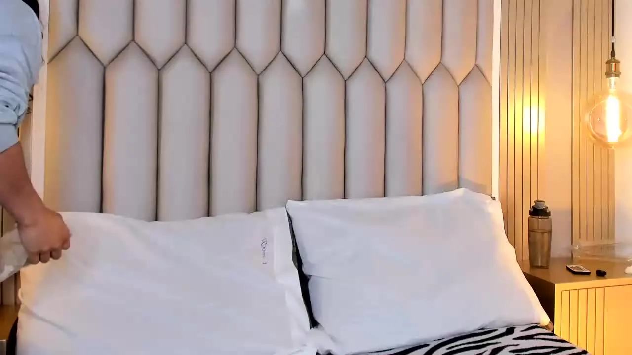 Offline LuisaMarquez on Streamray