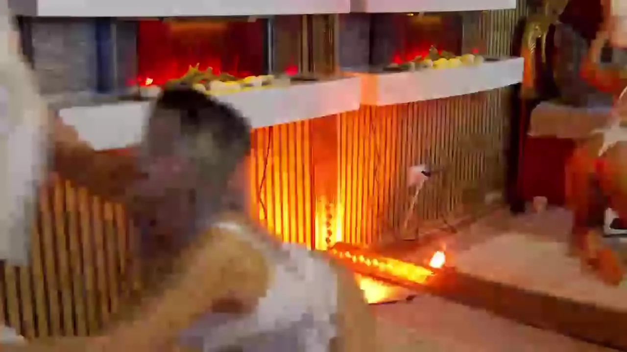 Offline MadisonCharm on Streamray