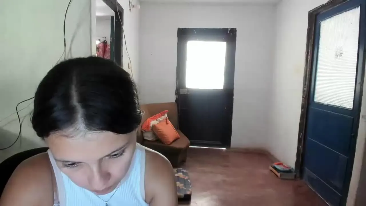 Offline MarianaRabit on Streamray