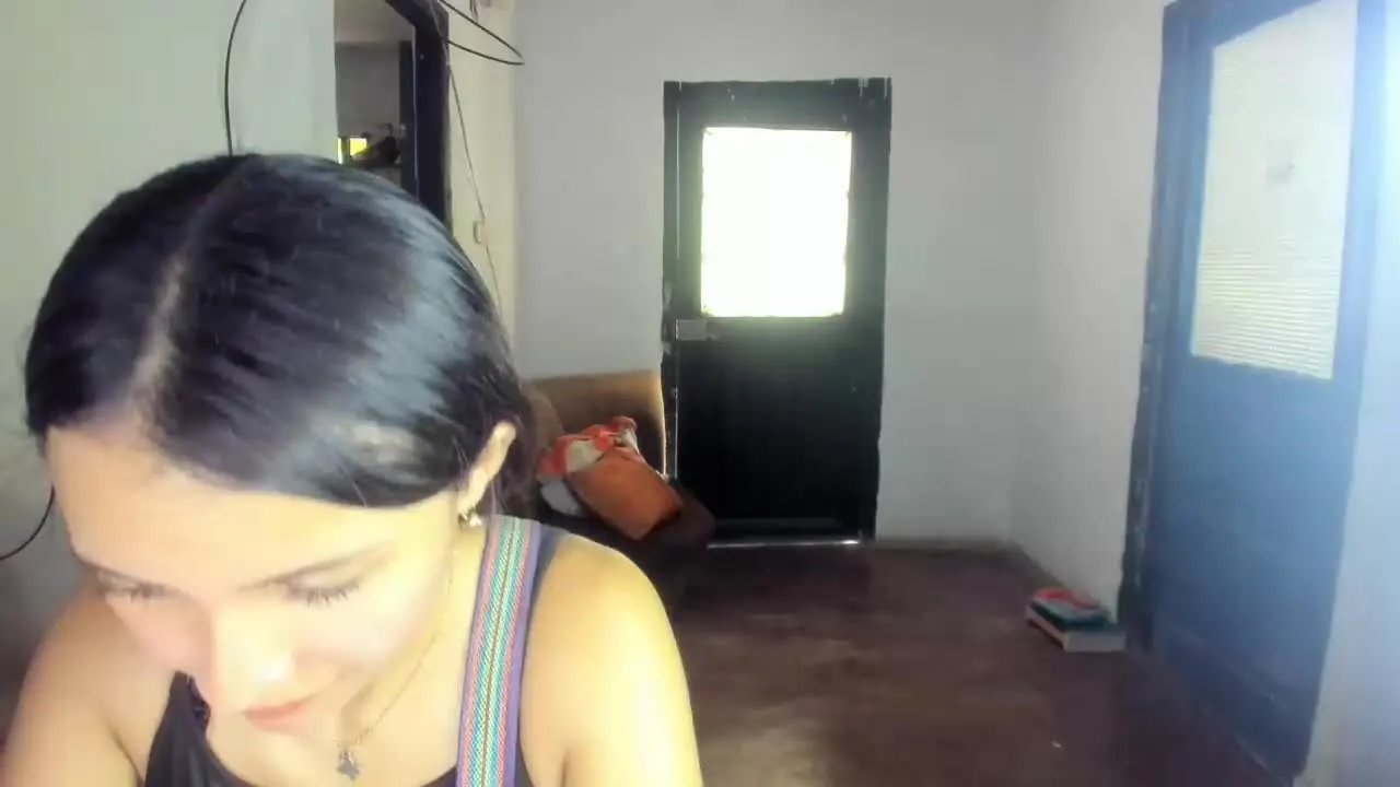 Offline MarianaRabit on Streamray