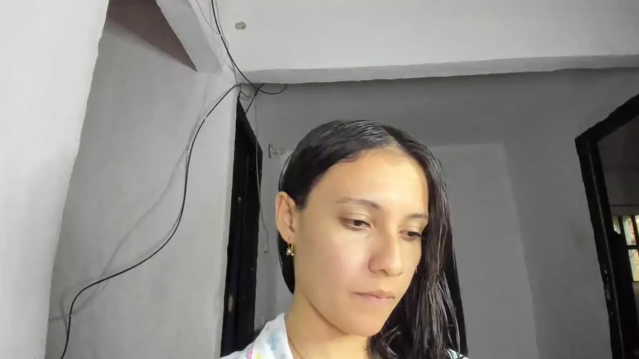 Offline MarianaRabit on Streamray