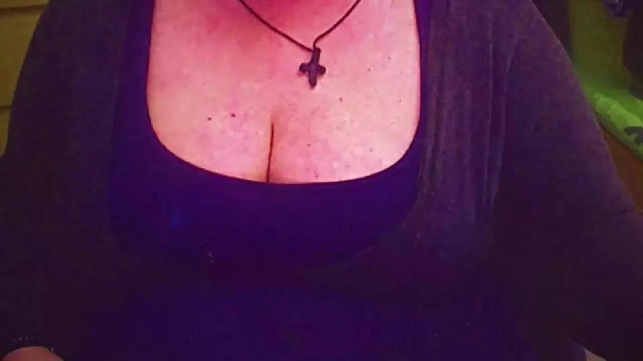 mayalove6969 from Streamray