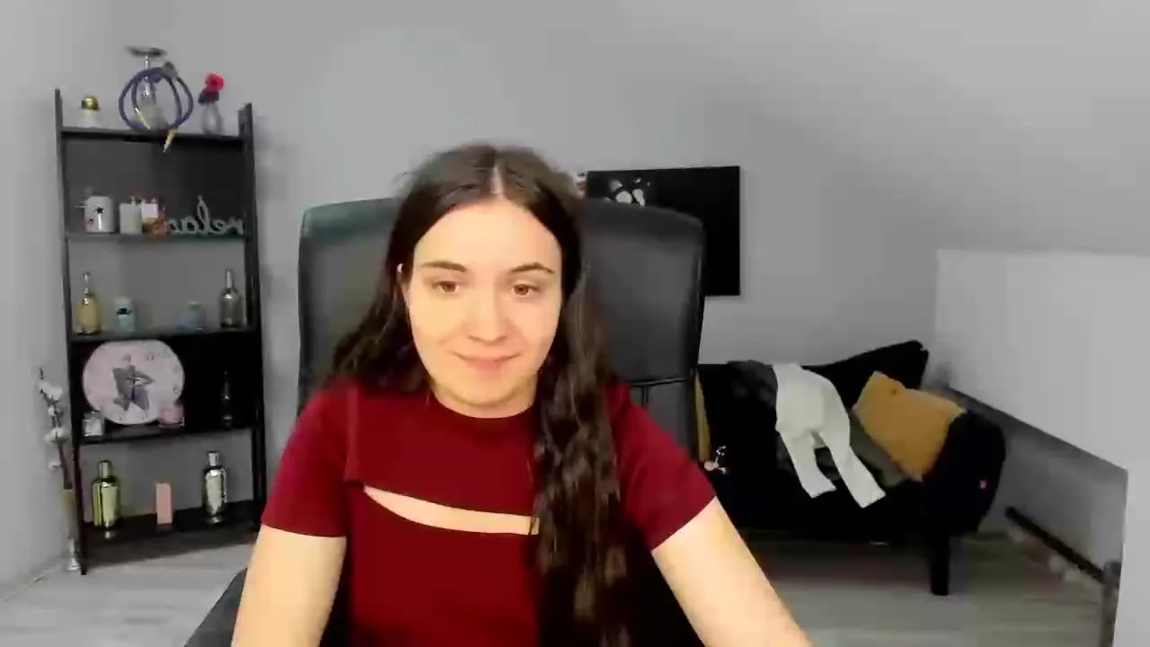 Offline MelissaWilliam on Streamray