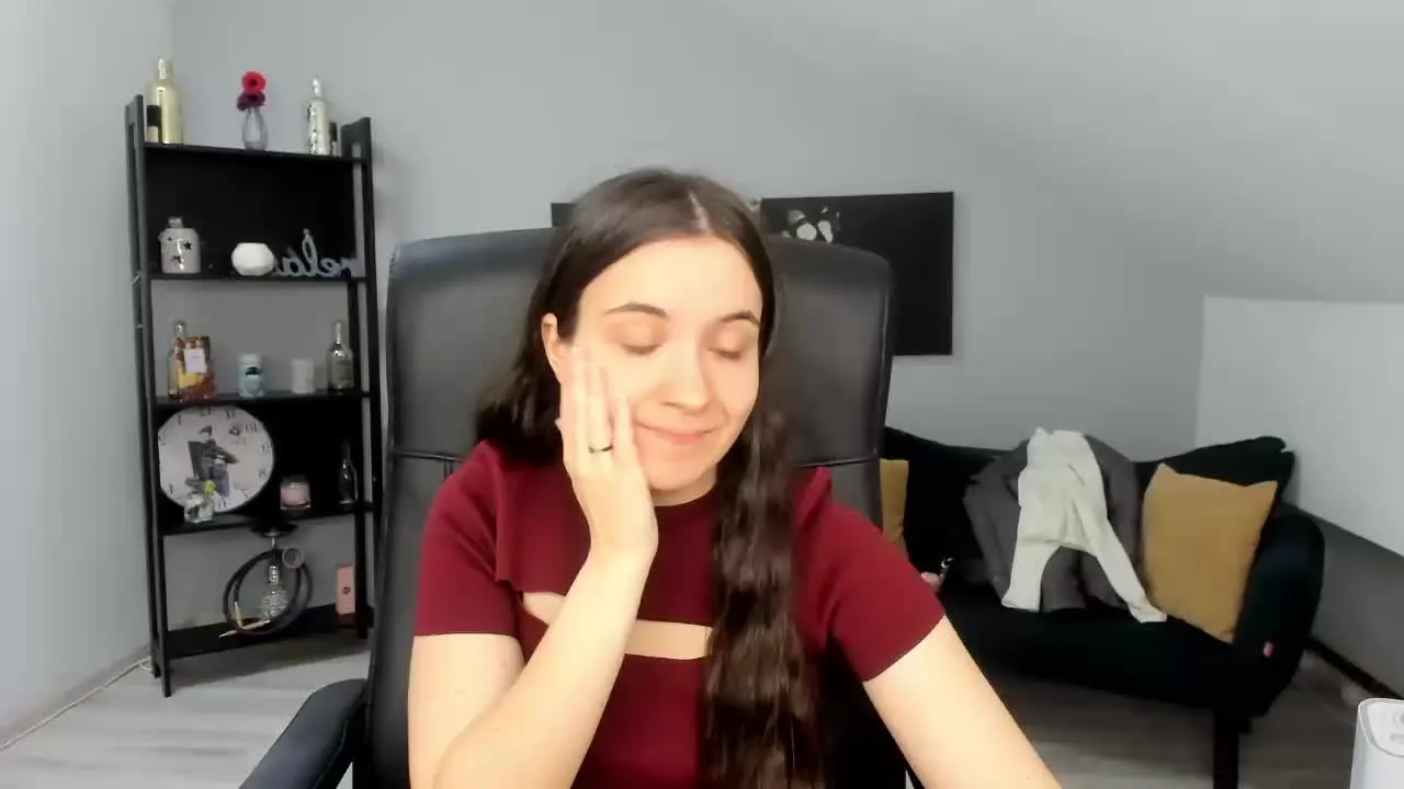 Offline MelissaWilliam on Streamray