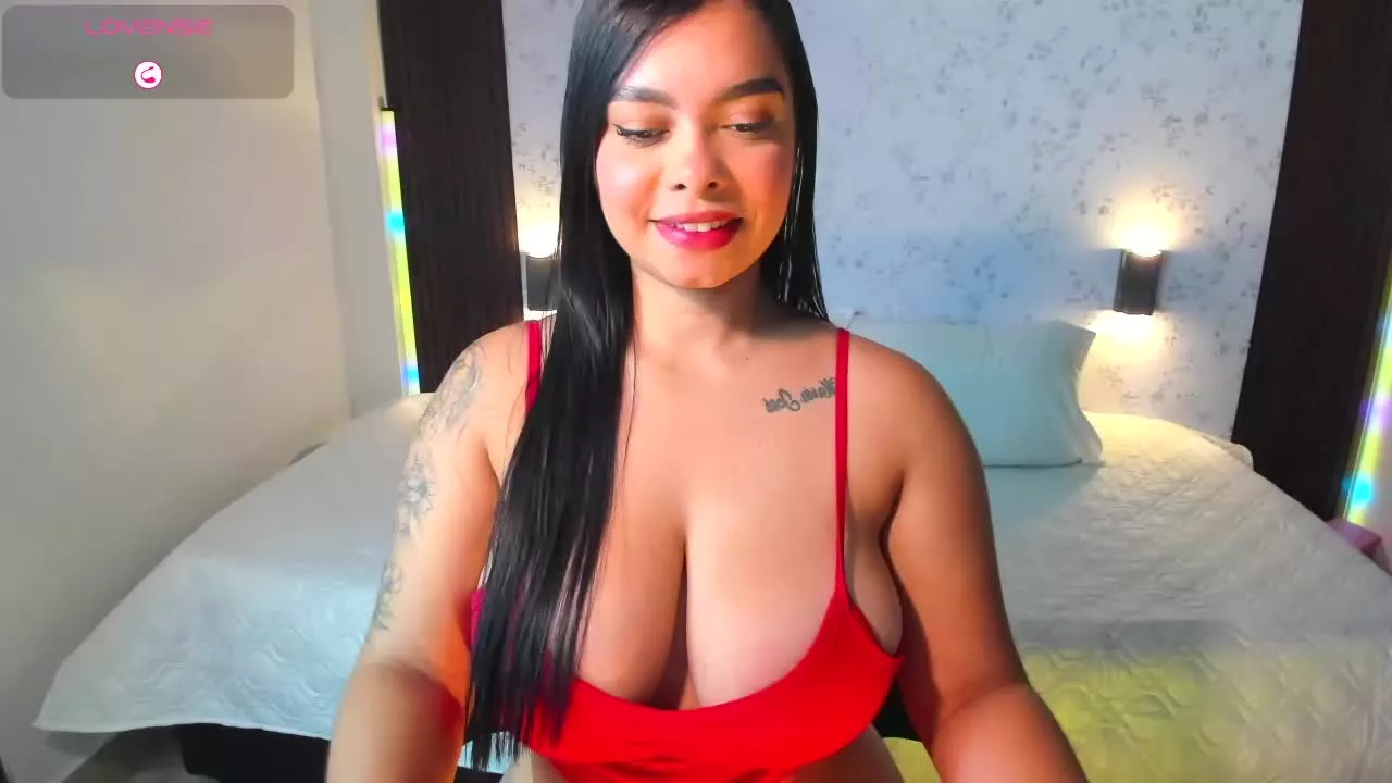 Offline MelizaHott on Streamray